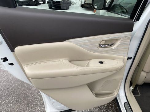 Used 2016 Nissan Murano S image 21