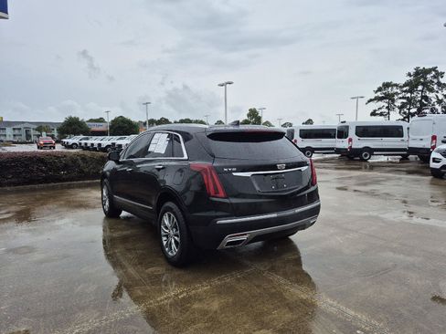 Used 2021 Cadillac XT5 Premium Luxury w/ LPO, Floor Liner Package FWD image 14