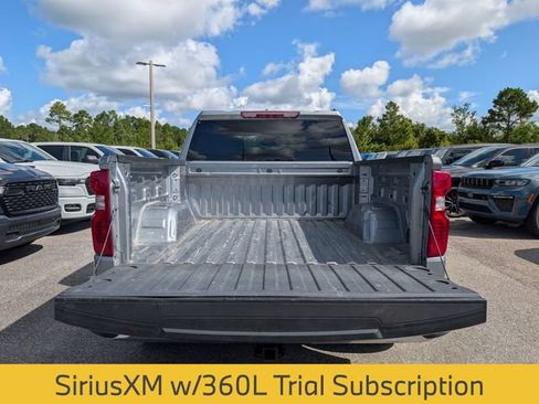 Used 2025 Chevrolet Silverado 1500 LT AWD/4WD image 31