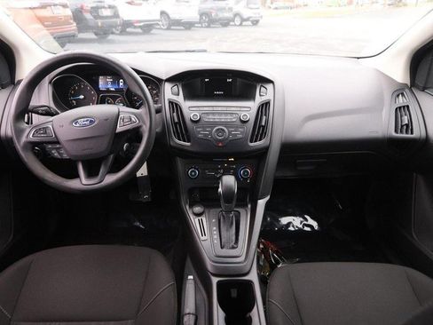 Used 2018 Ford Focus SE image 10