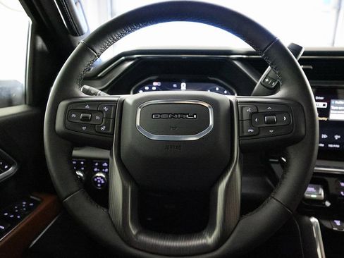Used 2025 GMC Sierra 3500 Denali Ultimate image 22
