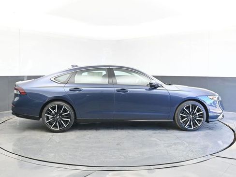 New 2026 Honda Accord Touring image 11