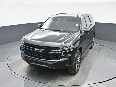 Used 2021 Chevrolet Tahoe Z71 w/ Max Trailering Package image 16