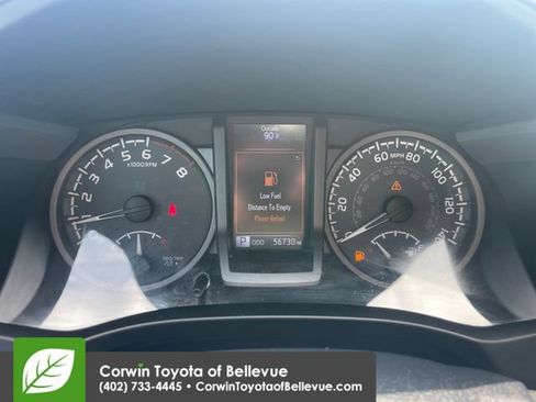 Used 2018 Toyota Tacoma TRD Sport AWD/4WD image 9