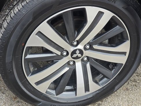 Used 2021 Mitsubishi Outlander Sport SE image 9