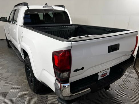 Certified 2022 Toyota Tacoma SR5 image 7