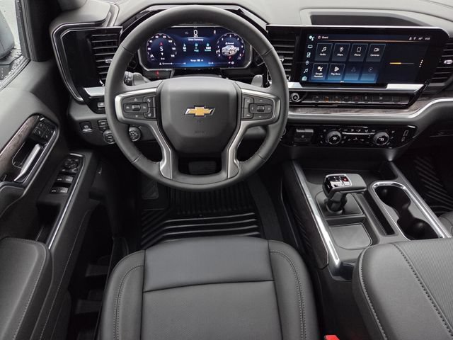 New 2026 Chevrolet Silverado 1500 LTZ w/ LTZ Premium Package AWD/4WD image 10