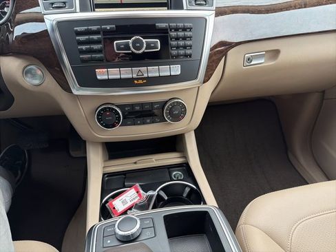 Used 2014 Mercedes-Benz ML 350 4MATIC image 19