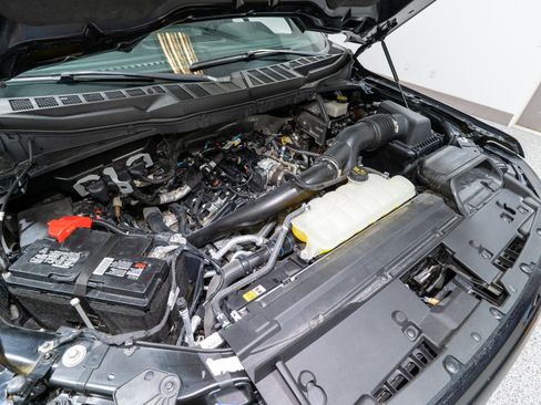 Used 2024 Ford F150 XLT w/ XLT Black Appearance Package image 35