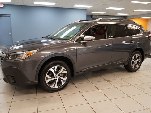 Used 2022 Subaru Outback Touring XT w/ Popular Package #2 AWD/4WD image 2