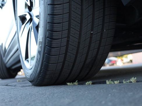 Used 2025 Porsche Macan 4 Electric image 60