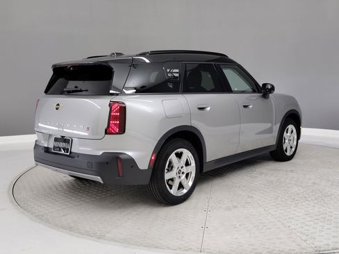 Used 2025 MINI Cooper Countryman S image 6