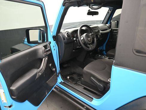Used 2017 Jeep Wrangler Sport AWD/4WD image 15