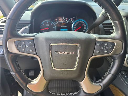 Used 2019 GMC Yukon Denali w/ Denali Ultimate Package image 69