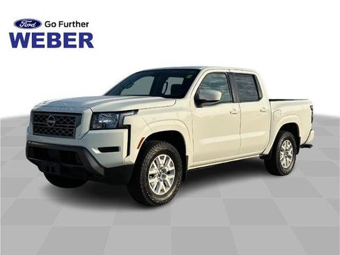Used 2022 Nissan Frontier SV AWD/4WD image 1