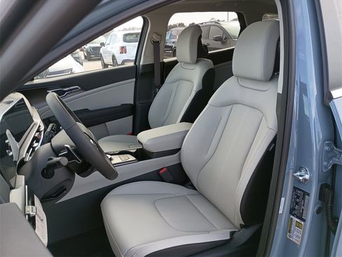 New 2026 Kia Sportage EX w/ EX Panoramic Sunroof Package image 17