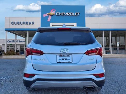 Used 2017 Hyundai Santa Fe Sport image 5
