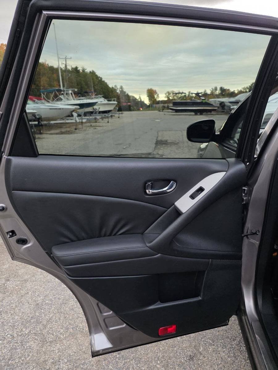 Used 2009 Nissan Murano SL w/ Leather Pkg AWD/4WD image 14