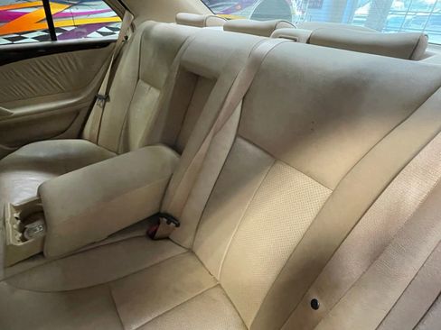Used 2001 Mercedes-Benz E 320 Sedan image 11