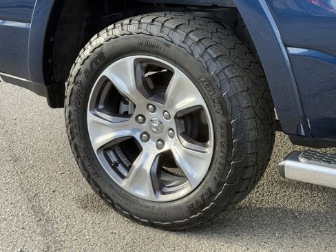 Used 2020 RAM 1500 Laramie image 41