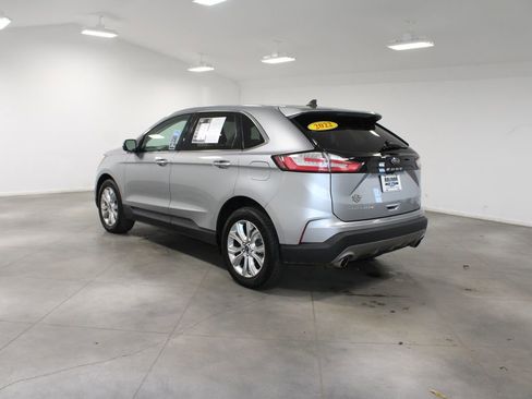 Used 2022 Ford Edge Titanium image 7