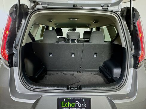 Used 2025 Kia Soul LX w/ LX Technology Package image 27