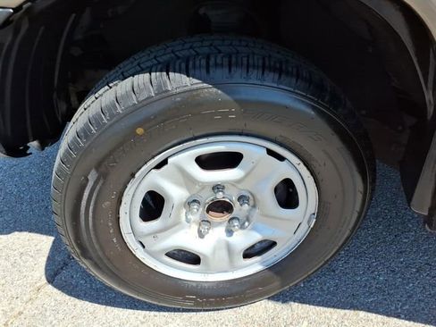 Used 2011 Toyota Tacoma 2WD Regular Cab image 18