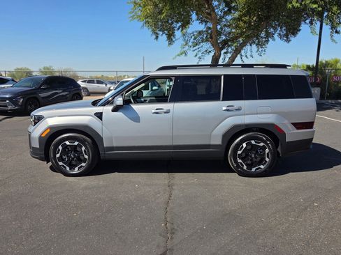 Certified 2025 Hyundai Santa Fe SEL image 9