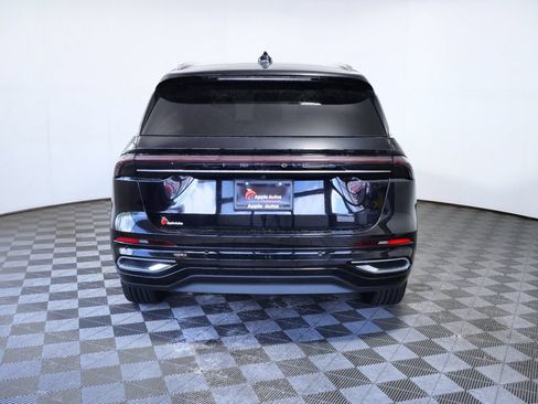 Used 2024 Lincoln Nautilus Reserve w/ Equipment Group 202A AWD/4WD image 7