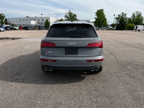 Used 2021 Audi SQ5 Prestige AWD/4WD image 6