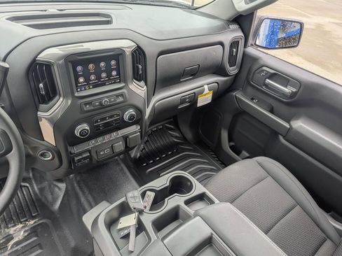 New 2025 GMC Sierra 2500 Pro w/ Convenience Package image 19