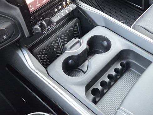 New 2026 RAM 2500 Laramie w/ Night Edition image 18