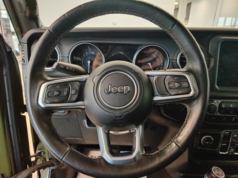 Used 2023 Jeep Wrangler Unlimited Sahara w/ Cold Weather Group image 22