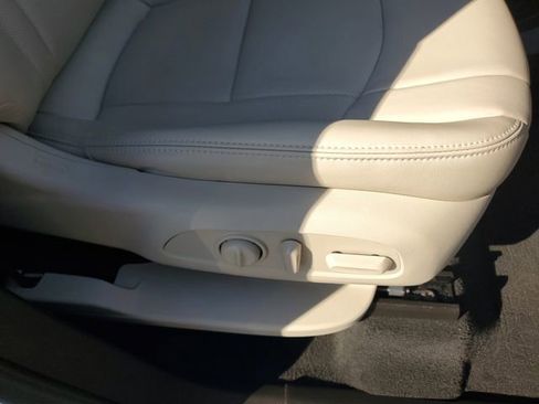 Used 2024 Buick Enclave Essence w/ Experience Buick Package image 35