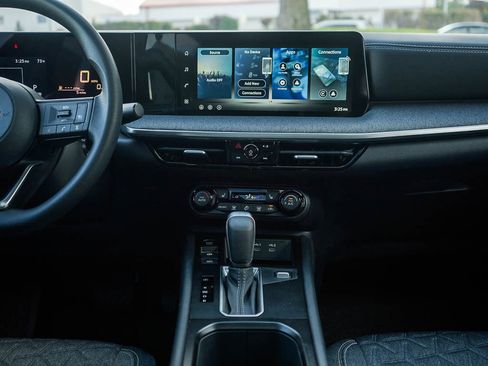 New 2026 Nissan Kicks SV w/ SV Premium Package image 16