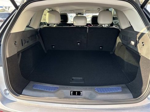 New 2026 Lincoln Nautilus Premier image 11