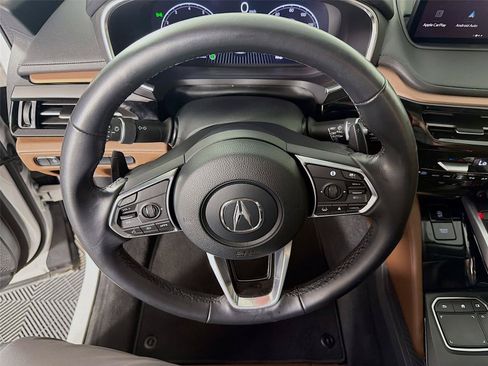 Used 2023 Acura MDX SH-AWD w/ Technology Package image 3