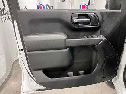 Used 2022 Chevrolet Silverado 1500 W/T w/ WT Convenience Package AWD/4WD image 10