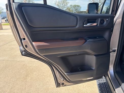 Certified 2025 Toyota Land Cruiser w/ Premium Package AWD/4WD image 20