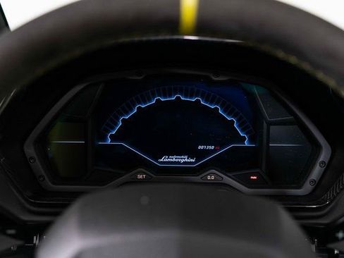 Used 2017 Lamborghini Aventador LP 750-4 Superveloce image 18