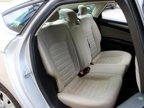 Used 2019 Ford Fusion S image 13