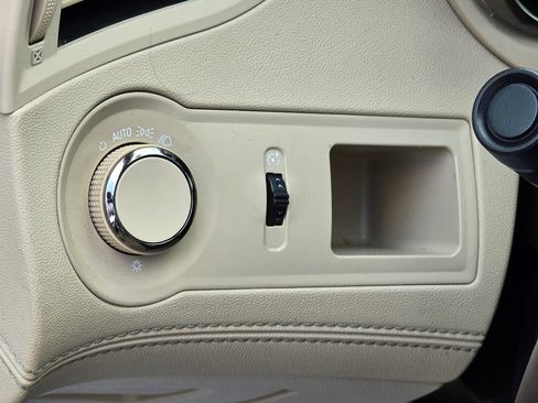 Used 2014 Buick LaCrosse Leather FWD image 8