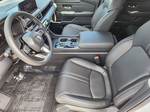 New 2026 Honda Pilot Touring image 14
