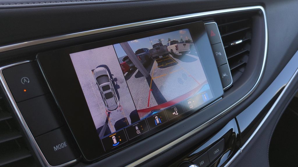 Used 2022 Buick Enclave Essence w/ Sound and Sites Package FWD image 17
