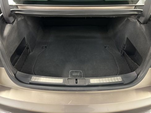 Used 2019 Lincoln Continental Select w/ Continental Climate Package image 34