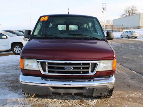 Used 2004 Ford E-350 and Econoline 350 XL image 2