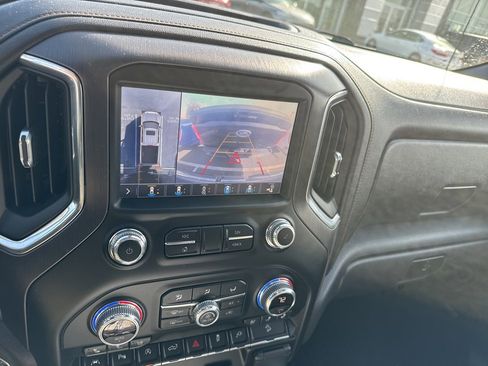 Used 2019 GMC Sierra 1500 AT4 w/ AT4 Premium Package image 18