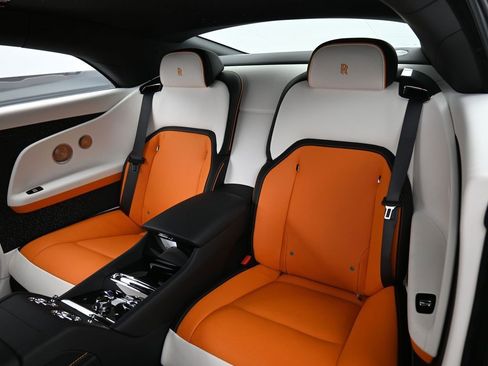 New 2026 Rolls-Royce Spectre image 23