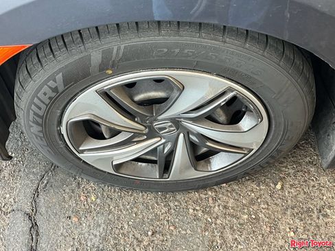 Used 2020 Honda Civic LX image 8