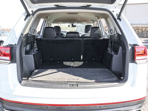 Certified 2023 Volkswagen Atlas SE image 33